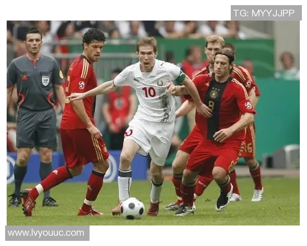 白俄罗斯足球传奇球星的辉煌历程与世界舞台上的影响力 白俄罗斯足球传奇球星的辉煌历程与世界舞台上的影响力