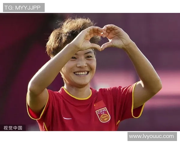 中国女足球星高清照片展现赛场英姿与不屈精神助力中国足球崛起