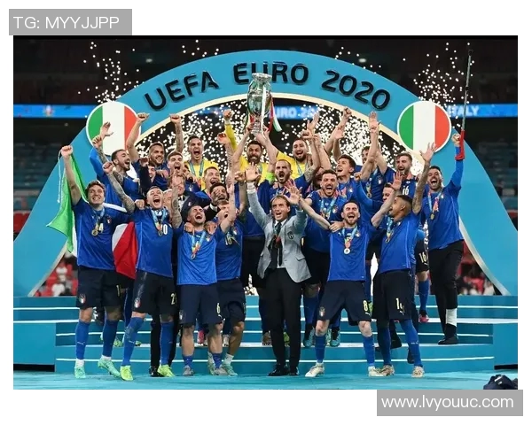 足球球星年轻女友引发关注 成为社交媒体新宠儿与热议话题 足球球星年轻女友引发关注 成为社交媒体新宠儿与热议话题